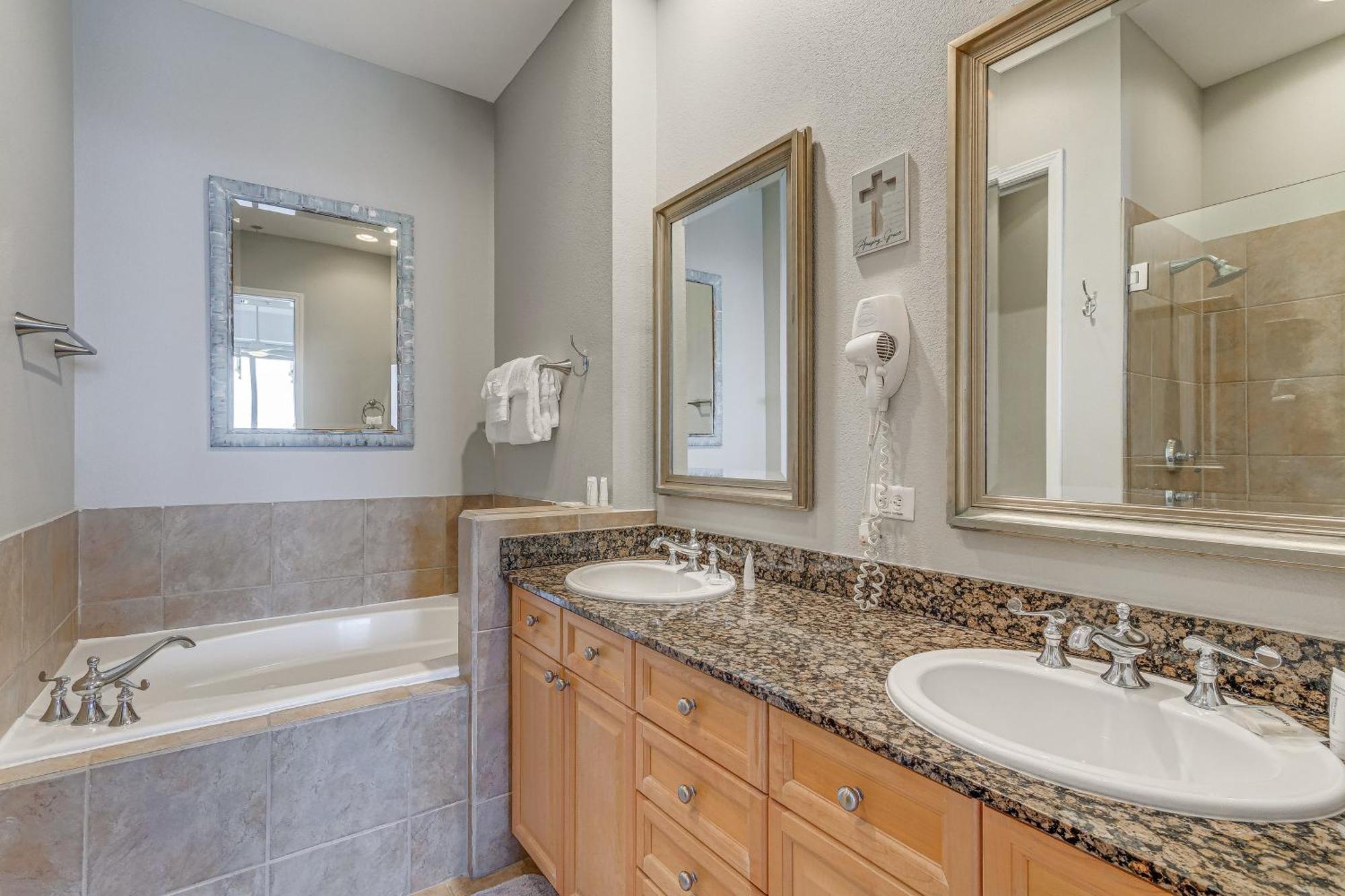 Pensacola Beach Penthouse With View And Pool Access! מראה חיצוני תמונה